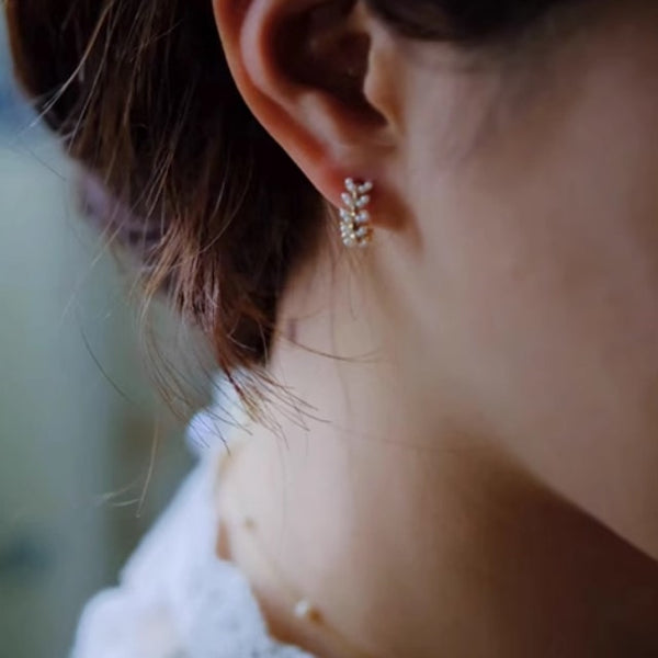 little pearl leaf hoop pierce p383 – uluu - jewelry