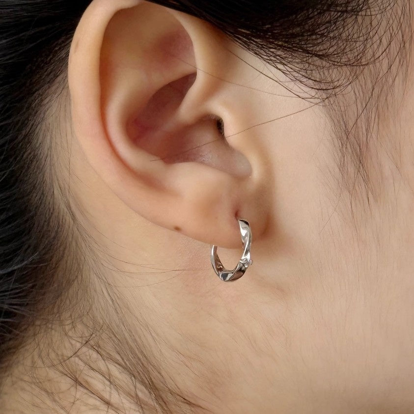☆「order」twist hoop zircon pierce p458 – uluu - jewelry
