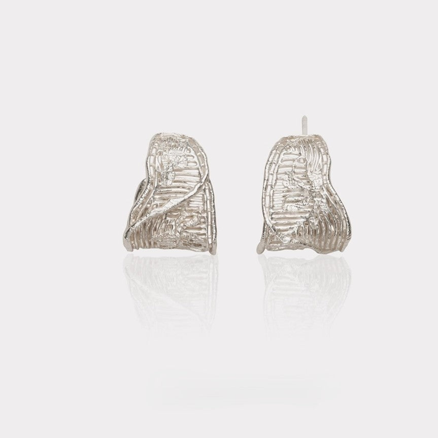 アン　ピアス ANNIKA INEZ アニカイネズ ピアス Heart Hoops Lrg E926-LRG