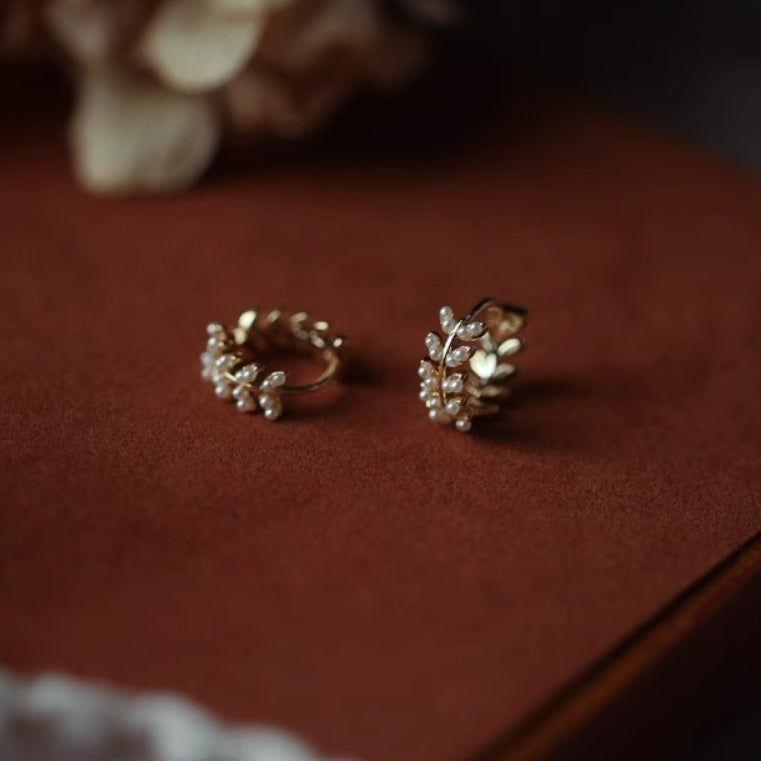 little pearl leaf hoop pierce p383 – uluu - jewelry & accessory -