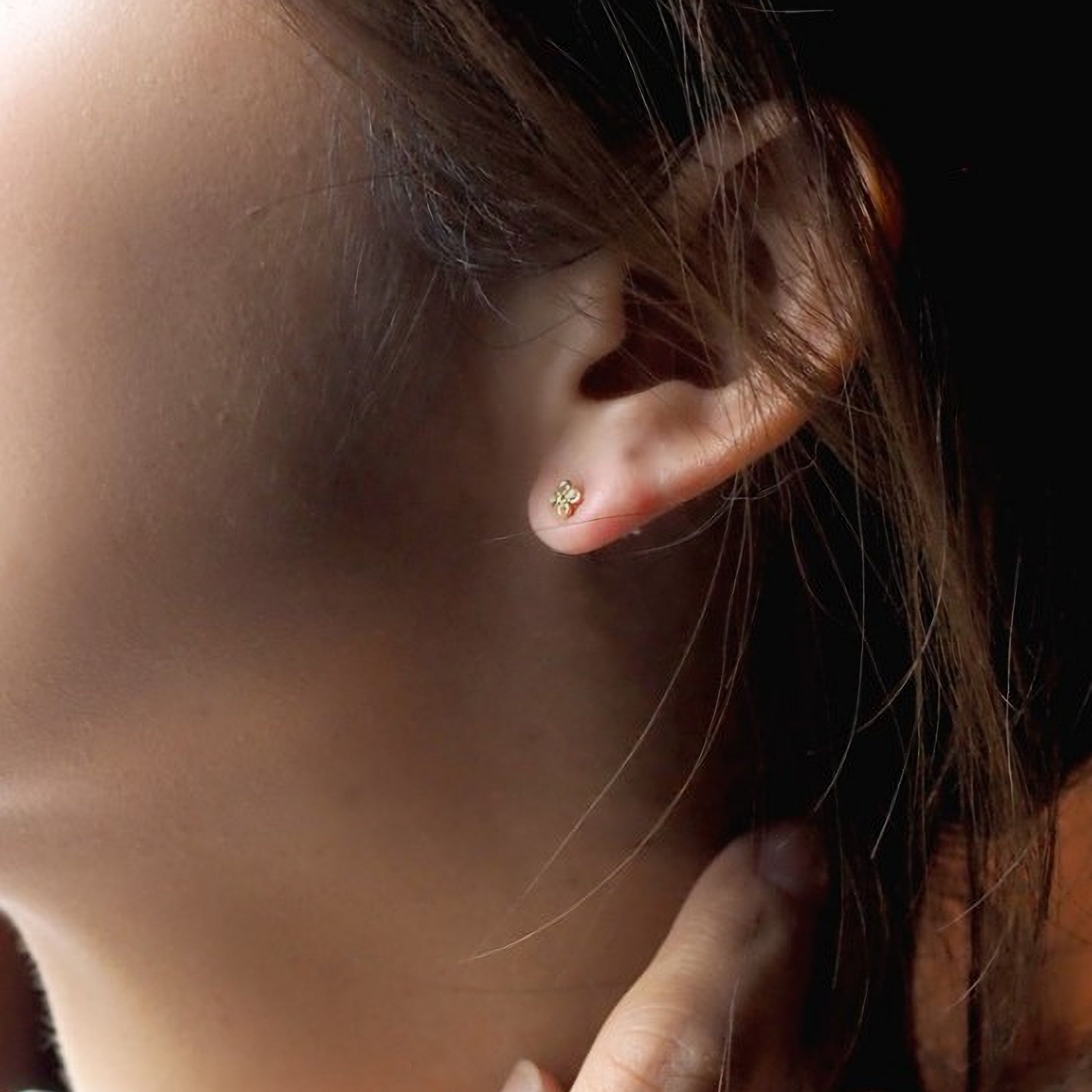 アクセサリー P54 うさぎ pin earring ® SILVER925 16G 18G #LJ18002P うさぎ安全